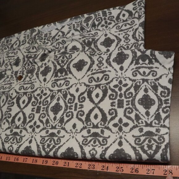 Livi Active Top Womens 20 White Normcore Boho Ikat Relaxed Casual Lounge Wear - Picture 9 of 14